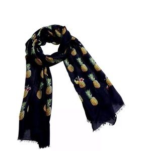 Soft Fringe Scarf Toucan Party